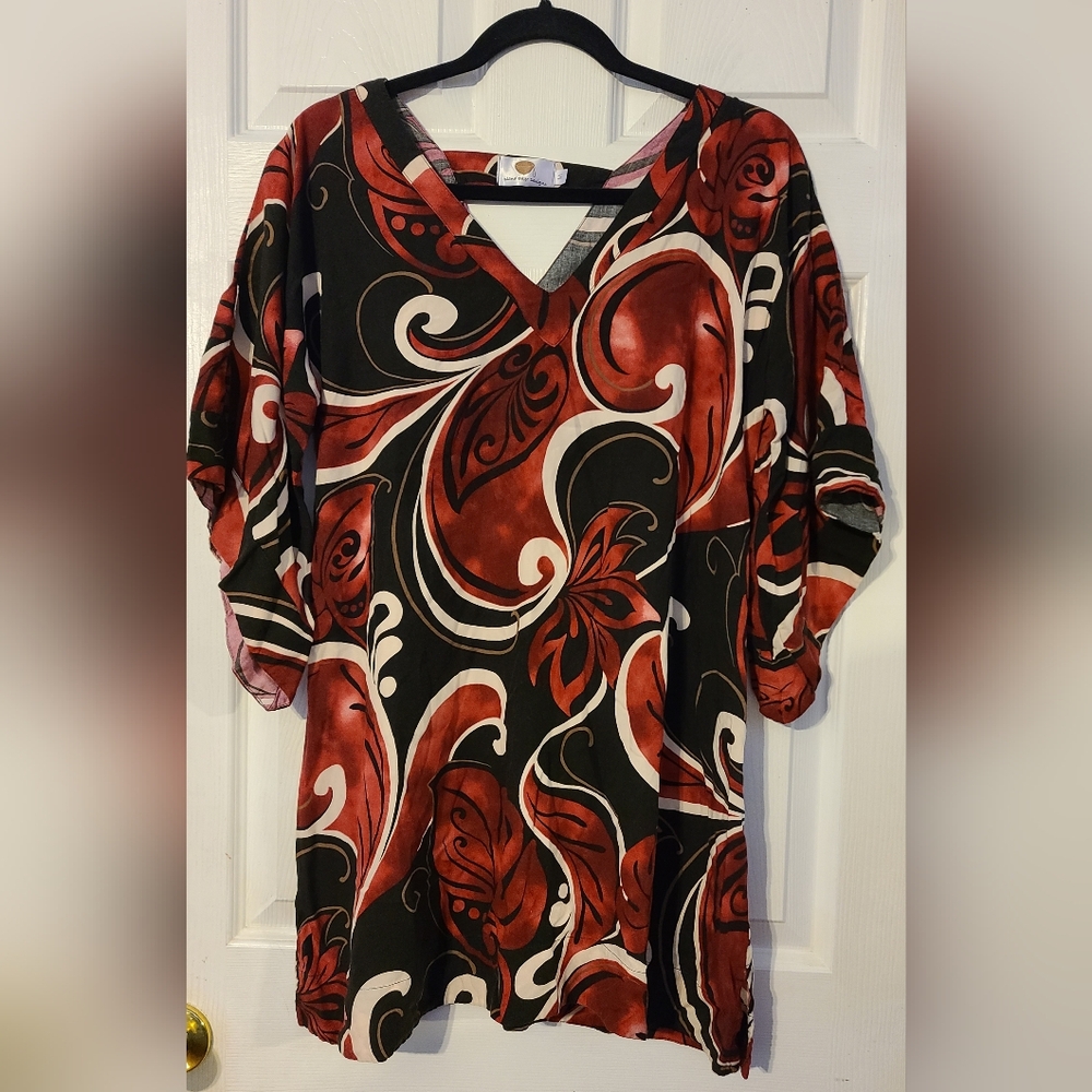 Island Edge Design tunic M